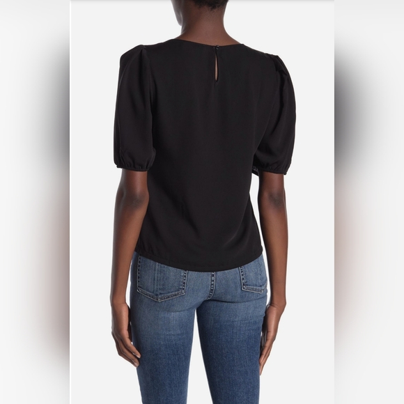 ELODIE Keyhole Back Short Sleeve Blouse, Size S - Picture 3 of 5